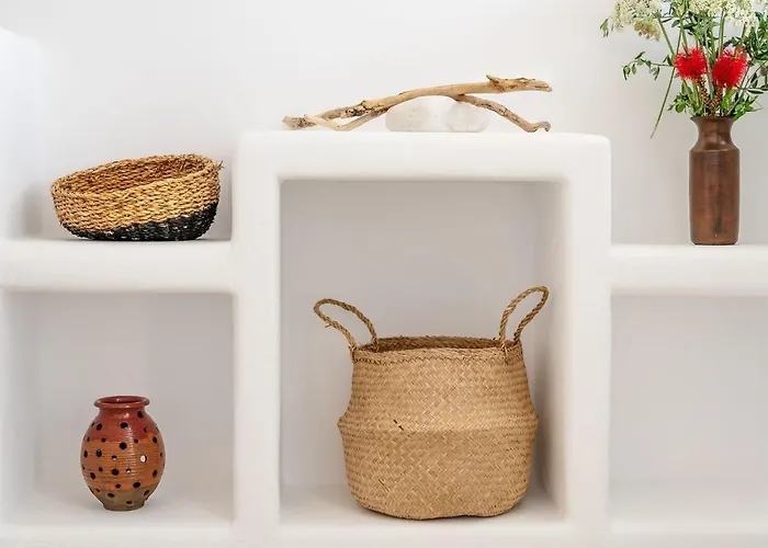 Nausica, Steps From The Kastrákion