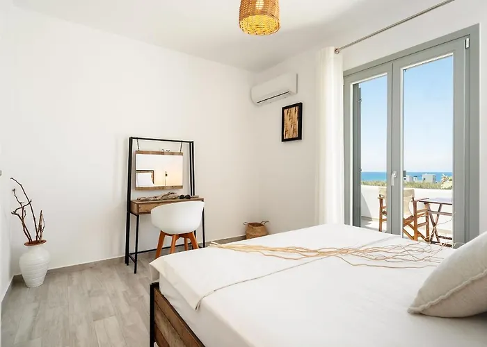 Nausica, Steps From The *