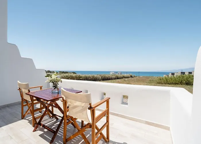 Villa Nausica, Steps From The *