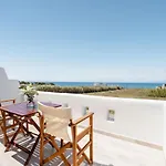 Villa Nausica, Steps From The *