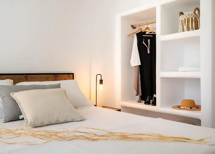 Nausica, Steps From The Kastrákion